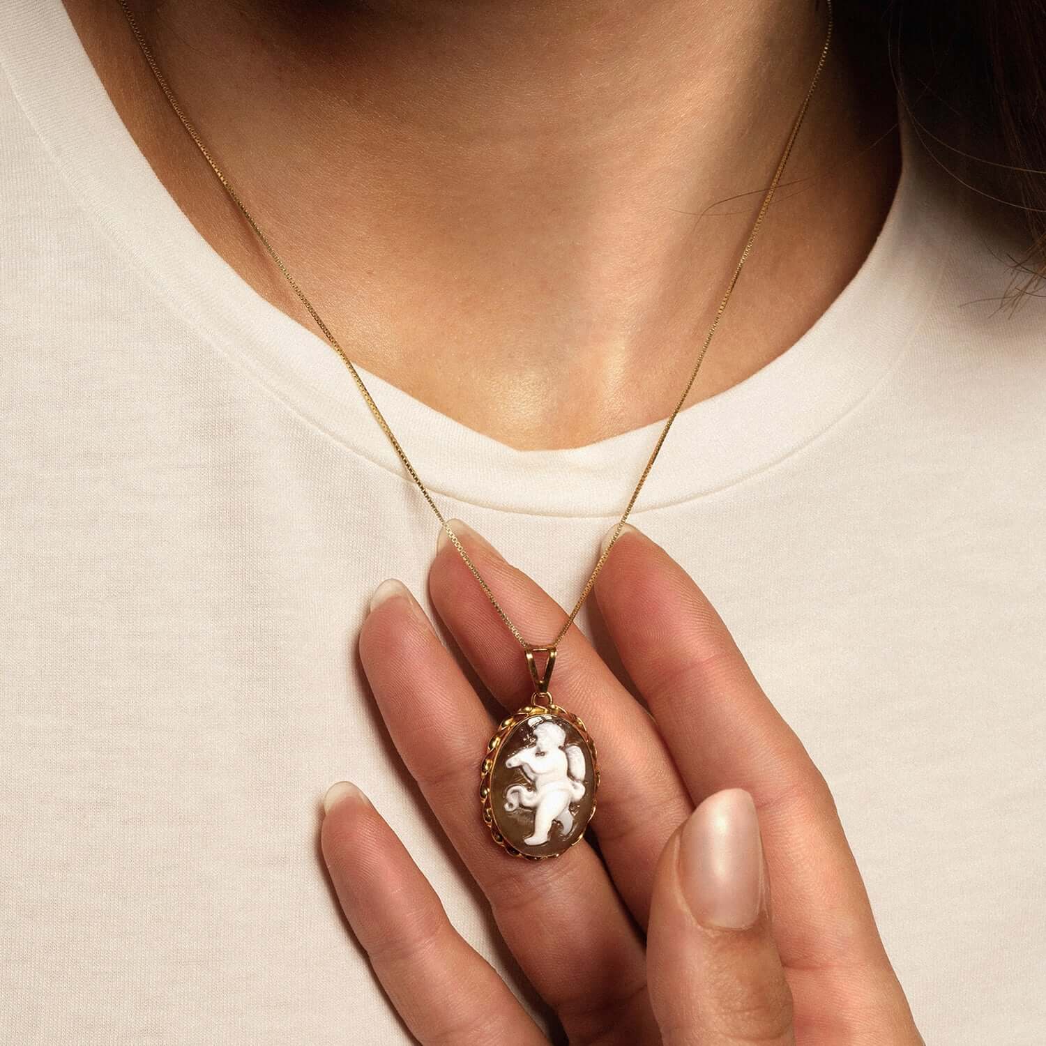 ANGEL - CAMEO PENDANT - GOLD - Image 3