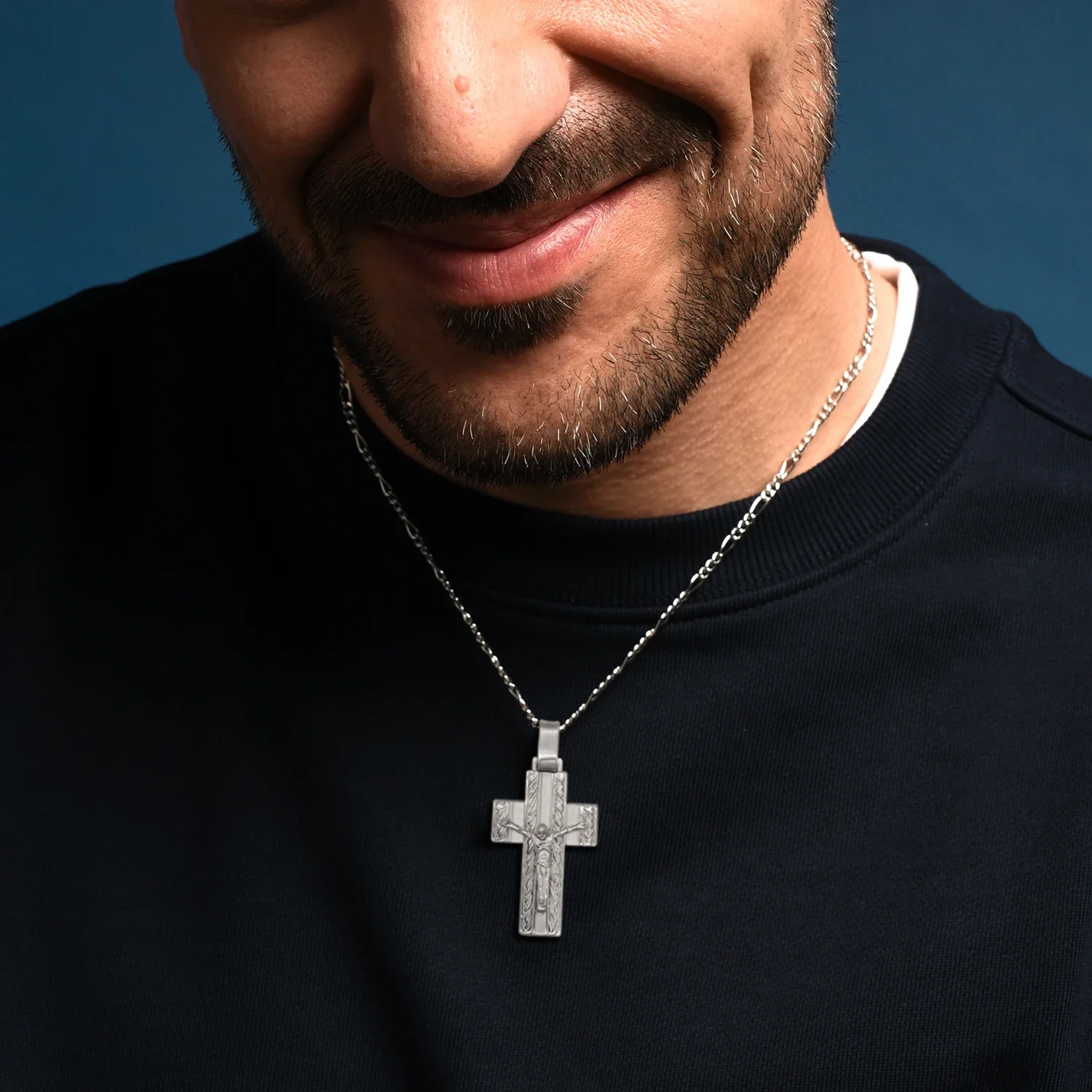 CRUCIFIX PENDANT - SILVER - Image 2