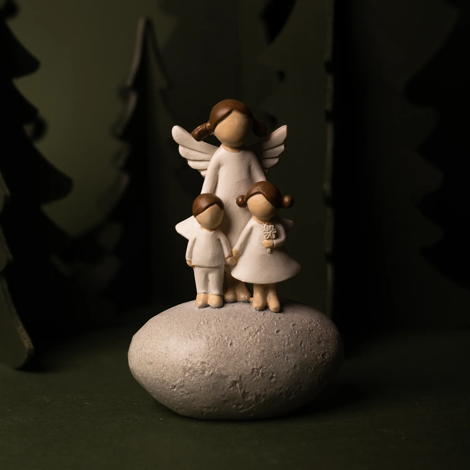 GUARDIAN ANGEL WITH KIDS - STATUE - RESIN - Image 4