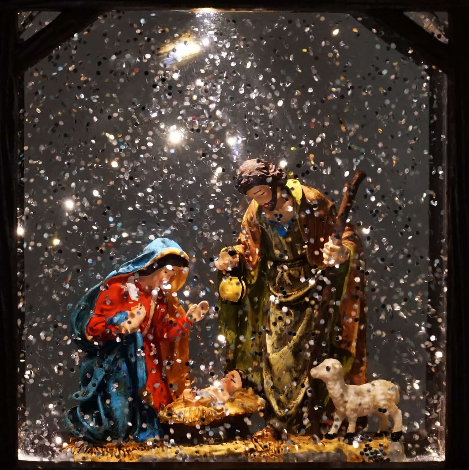 NAVITITY SCENE - MUSICAL SNOW GLOBE - Image 3