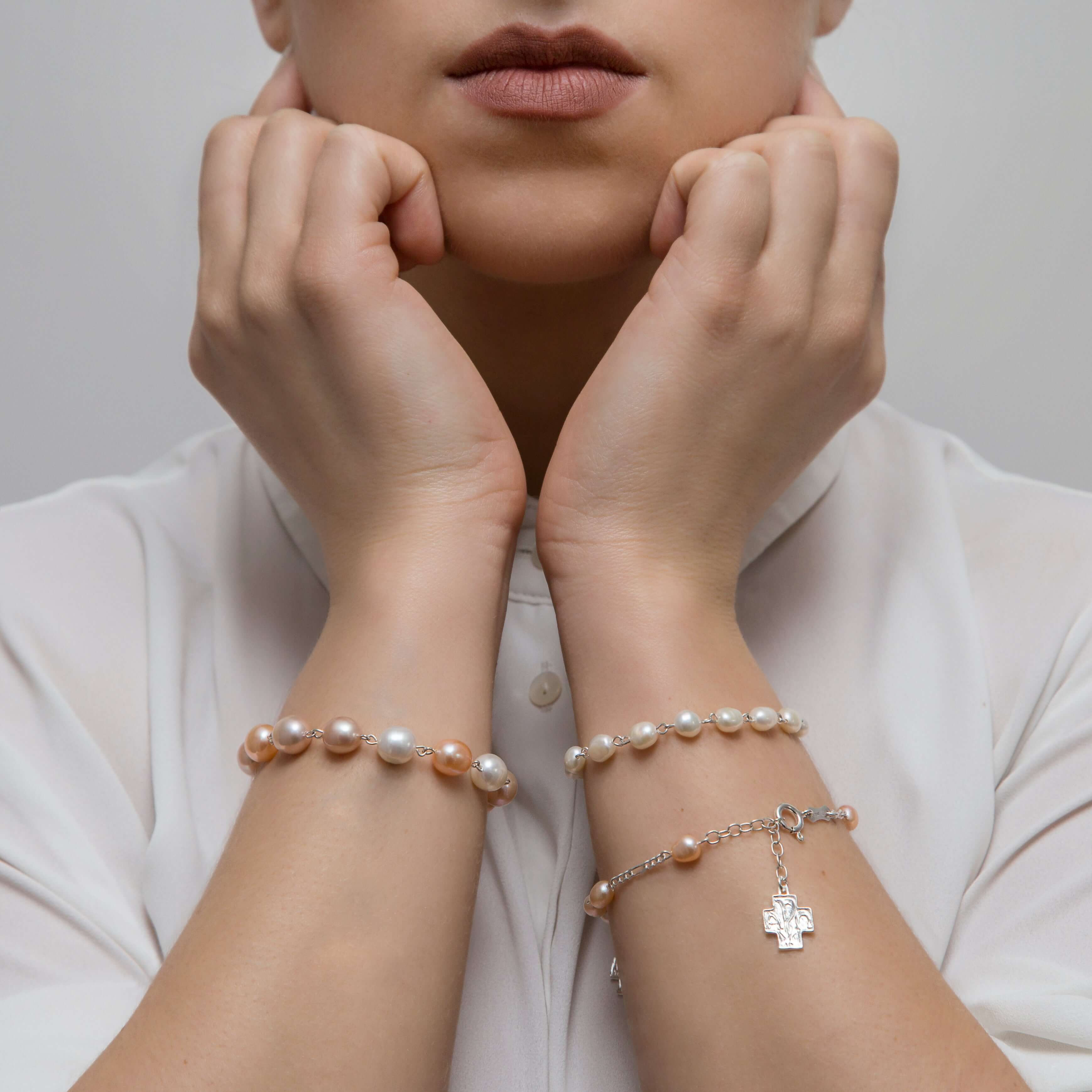 PEARL BEADS ROSARY BRACELET - SILVER - Image 3