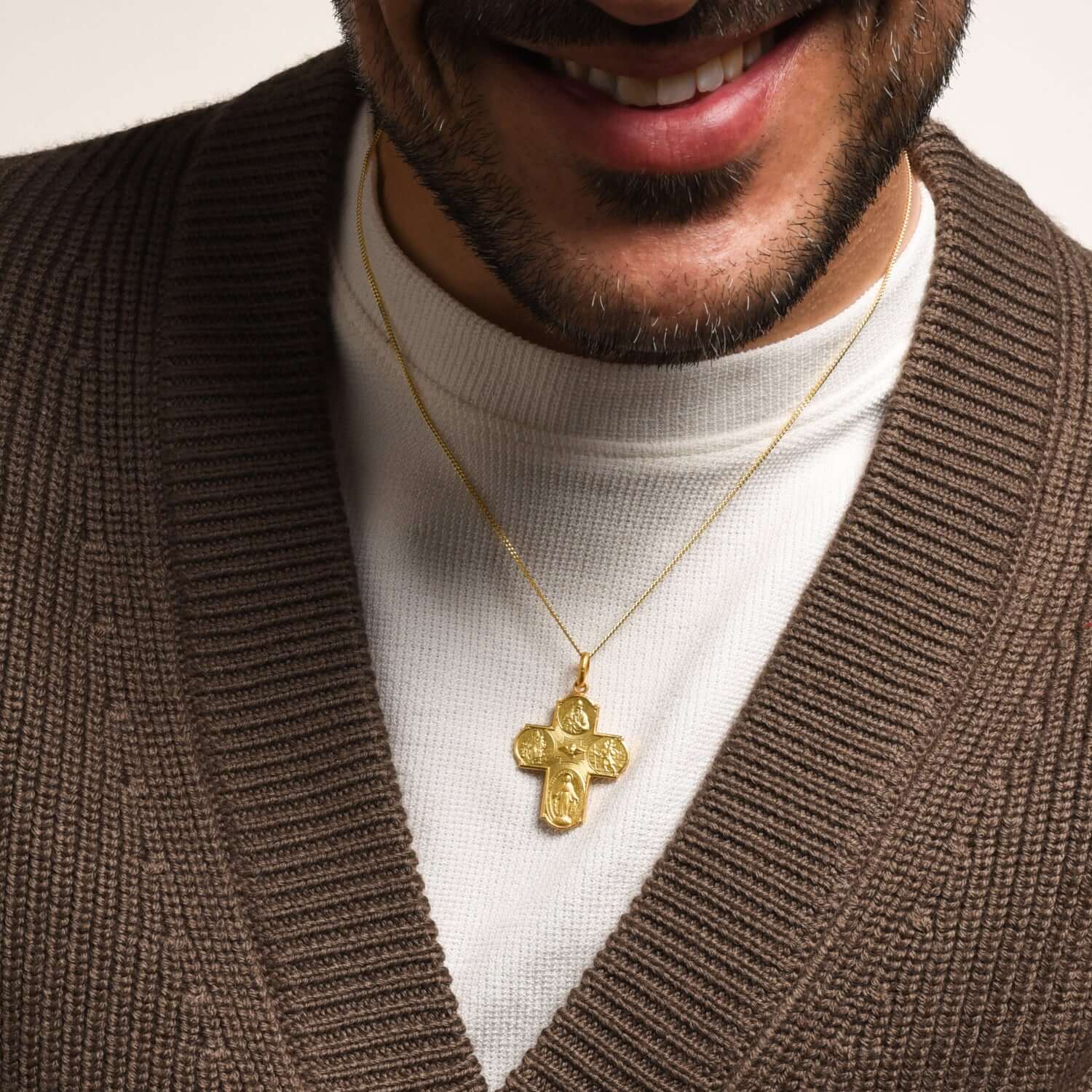 SCAPULAR - CROSS PENDANT - GOLD - Image 5