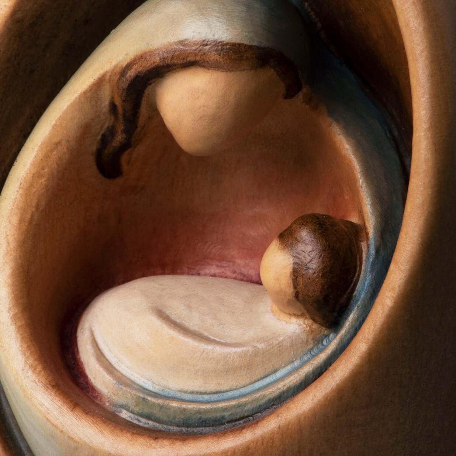 STYLIZED HOLY FAMILY - CHRISTMAS NATIVITY - COLORED WOOD - Image 3
