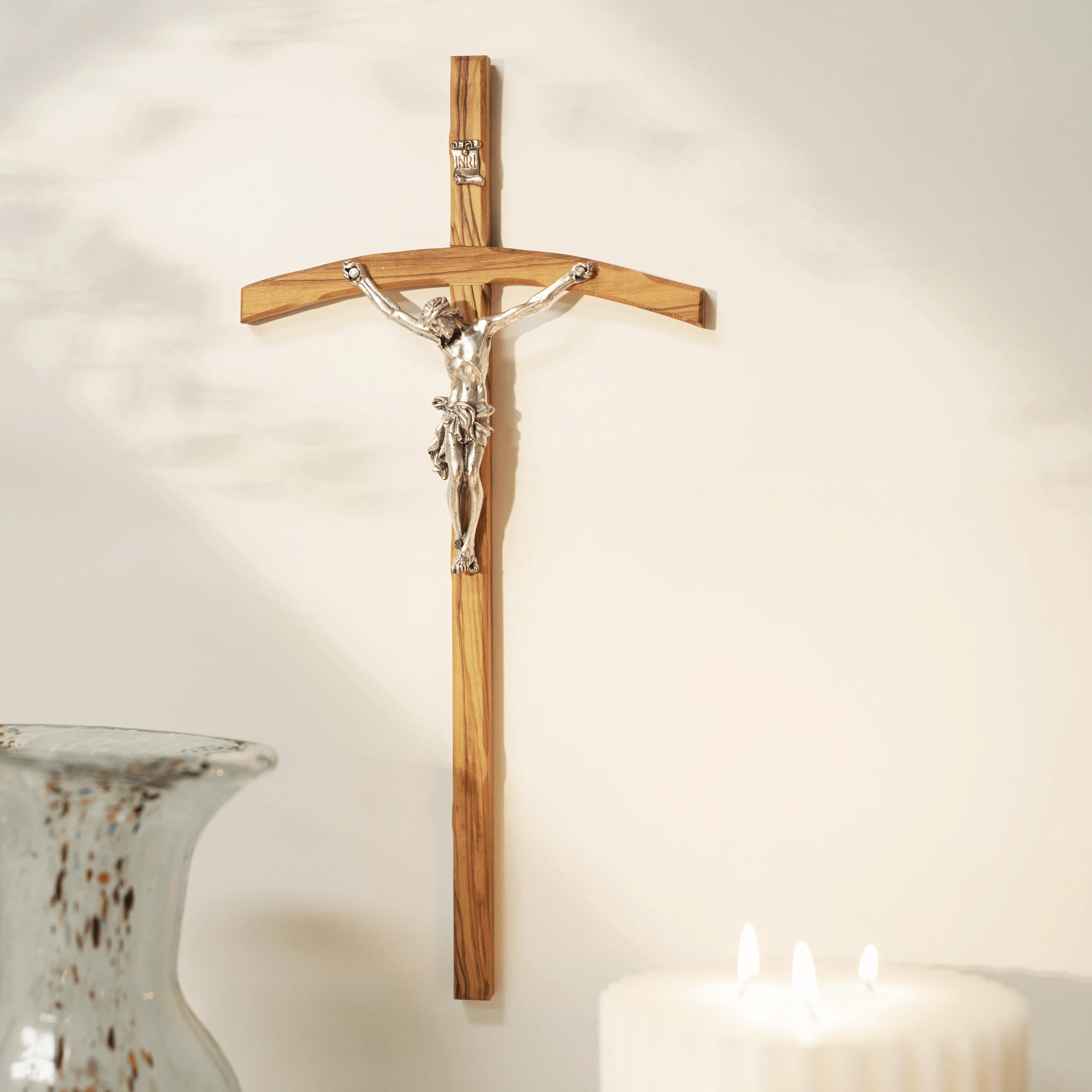 WALL CRUCIFIX - OLIVE WOOD - Image 2